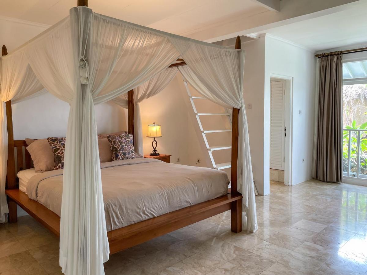Beach House Canggu - 150M Berawa Beach Zewnętrze zdjęcie