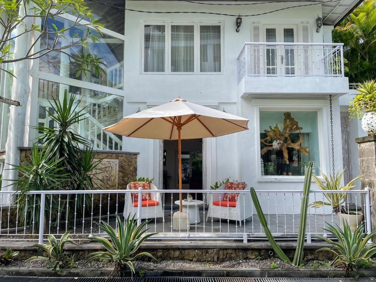 Beach House Canggu - 150M Berawa Beach Zewnętrze zdjęcie