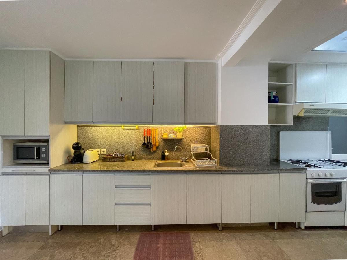 Beach House Canggu - 150M Berawa Beach Zewnętrze zdjęcie