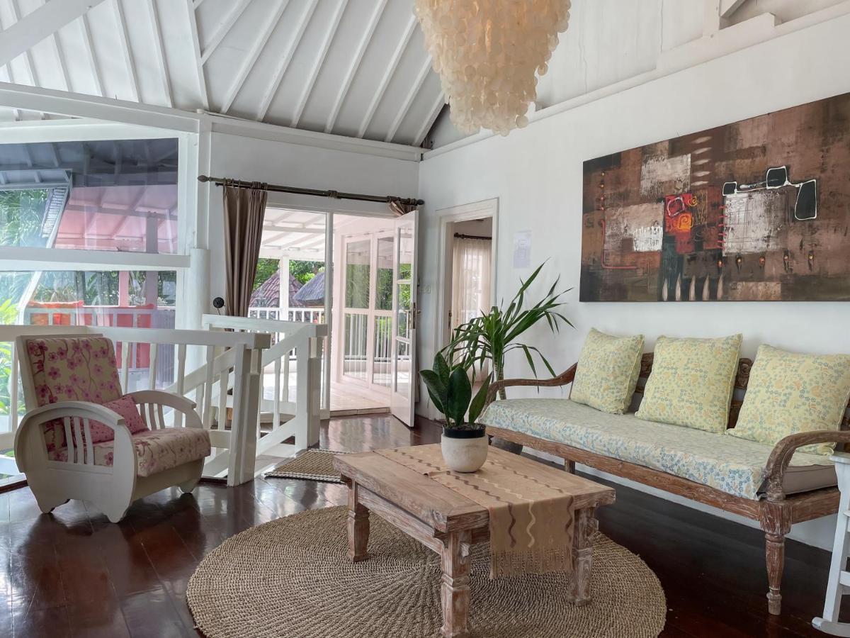 Beach House Canggu - 150M Berawa Beach Zewnętrze zdjęcie