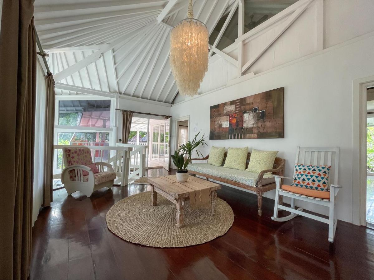 Beach House Canggu - 150M Berawa Beach Zewnętrze zdjęcie